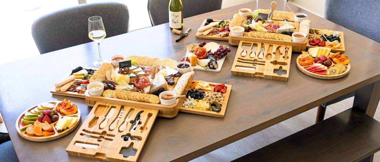 Wood Charcuterie Boards Large Wine Cheese Platter Charcuterie Accessories Bamboo Cheese Tray Board 