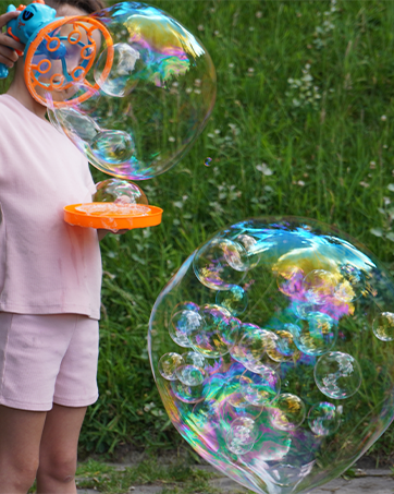 giant bubbles