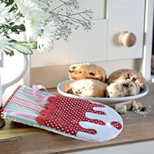 Cupcake oven mitt