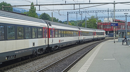 RD18014.  SBB IC6 at Thun.