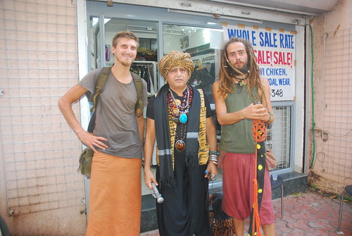 Barefeet Blogger of Bandra With Street Musicians From Croatia