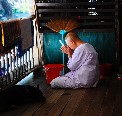 ,, Muscle Nun Praying ,,